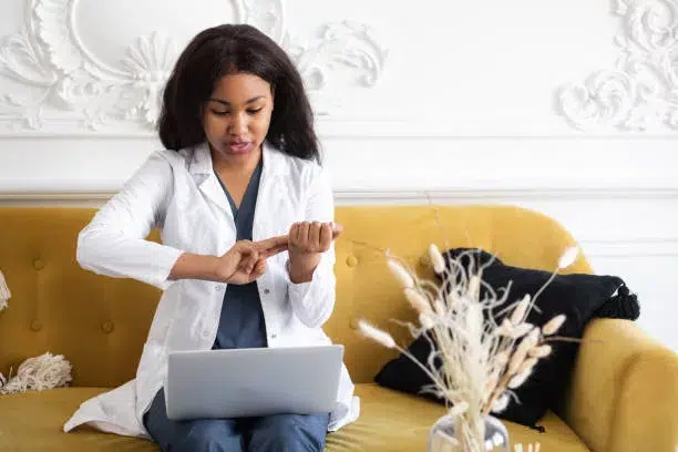 Can Cluttered Work Spaces Lead to Cluttered Minds? See How Poor Housekeeping Affects Mental Well-being