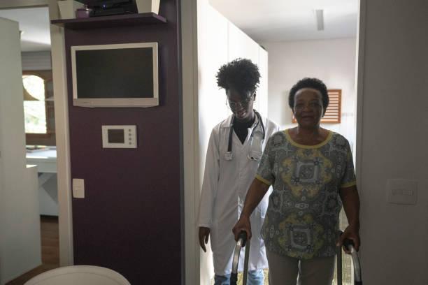 What is Parkinson’s Disease? Causes, Symptoms, and Stages